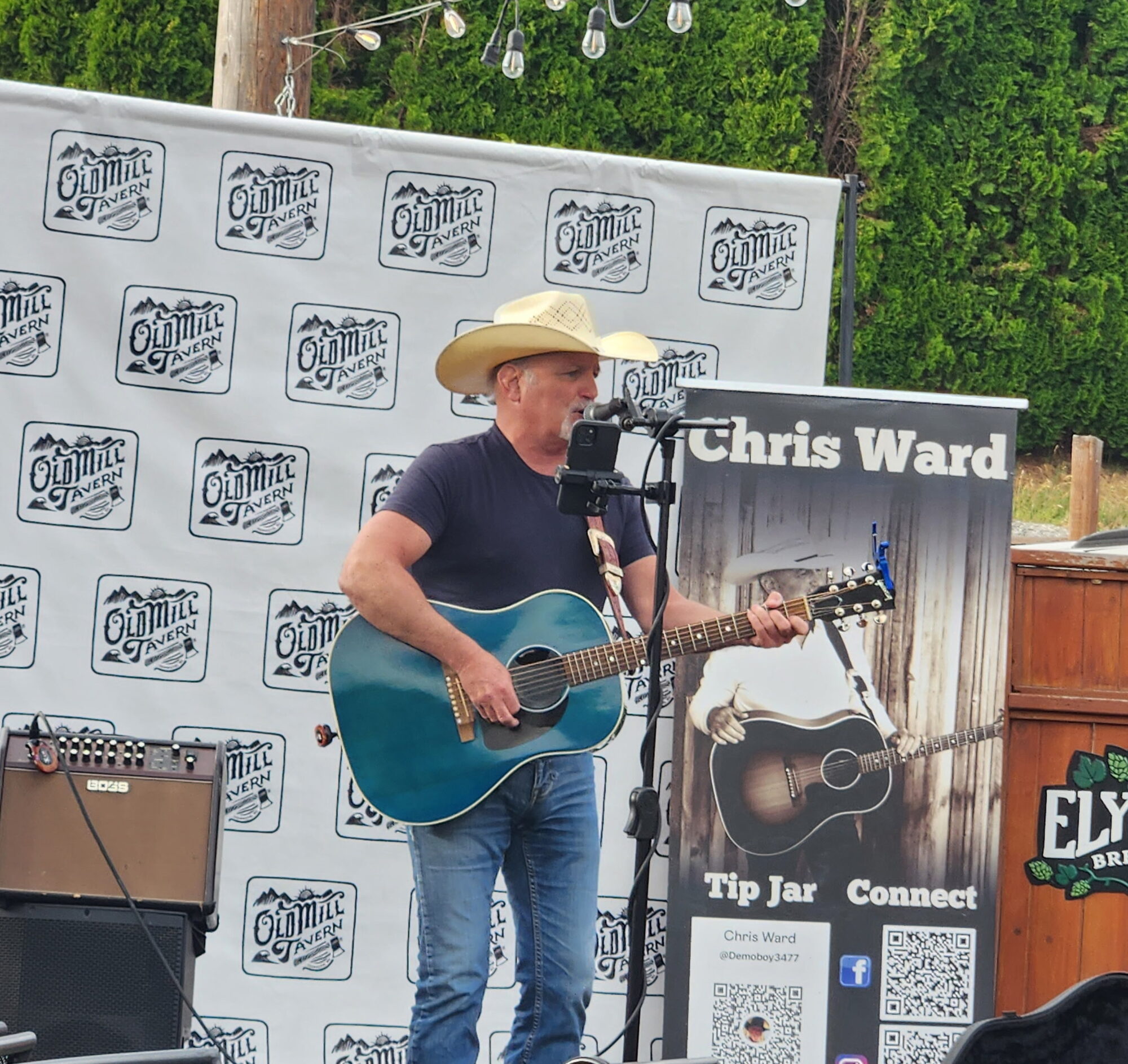 Live music on the backyard stage at Old Mill Tavern in Peshastin, WA